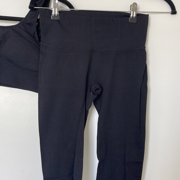 BARE ATHLETICS BARESCULPT RIBBED SEAMLESS LEGGINGS ONYX BLACK - Picture 6 of 6